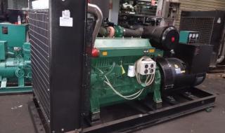 云南山体滑坡400人遇难 云南山体滑坡400人遇难