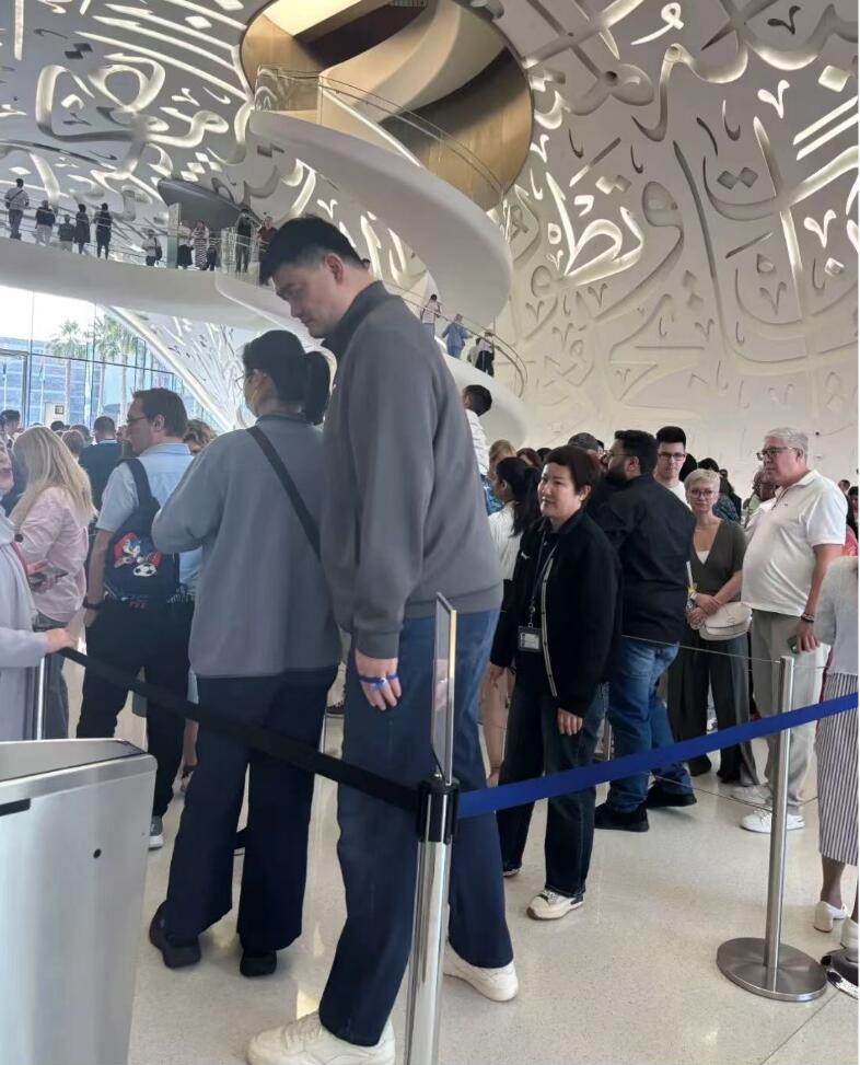 迪拜酒店模特__迪拜酒店多高